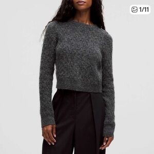 Lululemon Like New Alpaca Cropped Gray Sweater